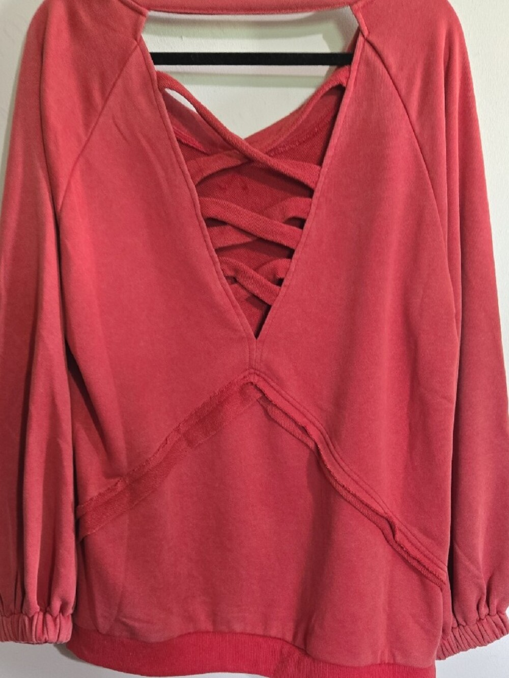 P123 NWT POL Crewneck Sweatshirt Criss Cross Back Cutout Raglan Seam Distressed - Picture 9 of 14